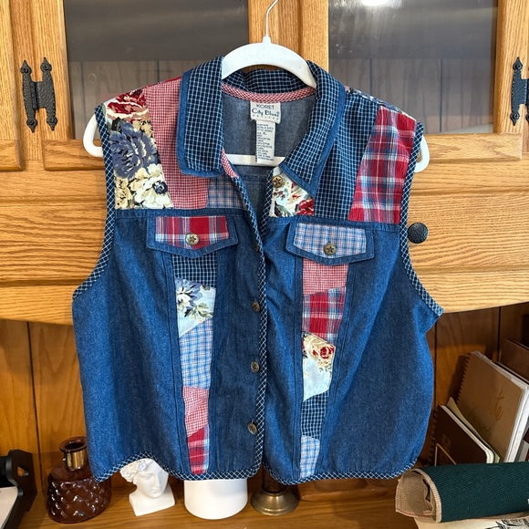 Koret City Blues Denim Vest with Red and Blue Patterns - Picture 1 of 4